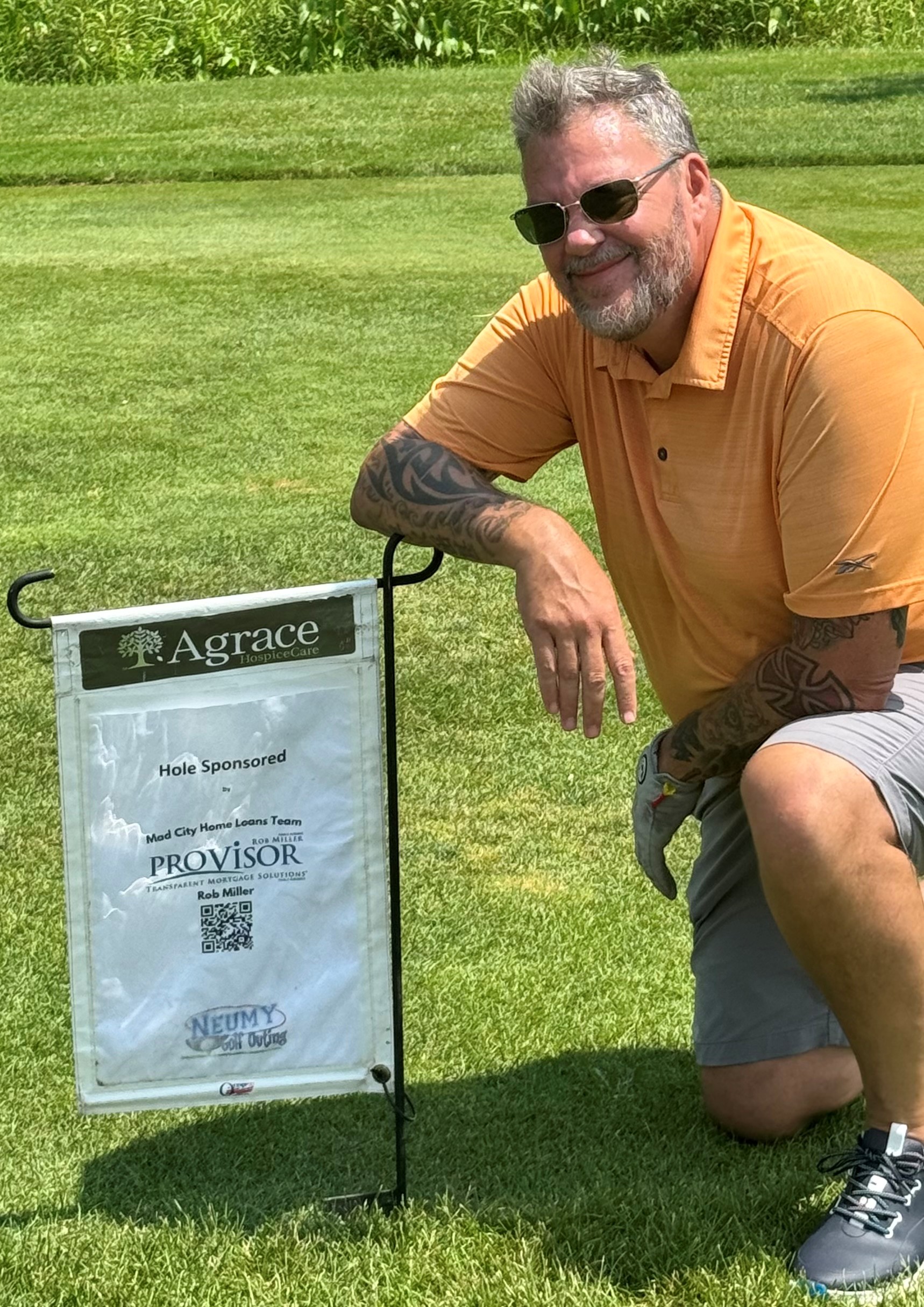 Rob Miller and teammates at the Neumy Memorial Golf Outing